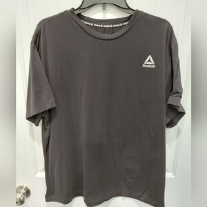 Reebok Black Short Sleeve Crew Neck Athletic Tee #0665